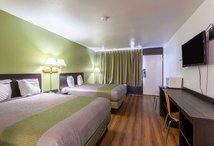 ホテル Rodeway Inn