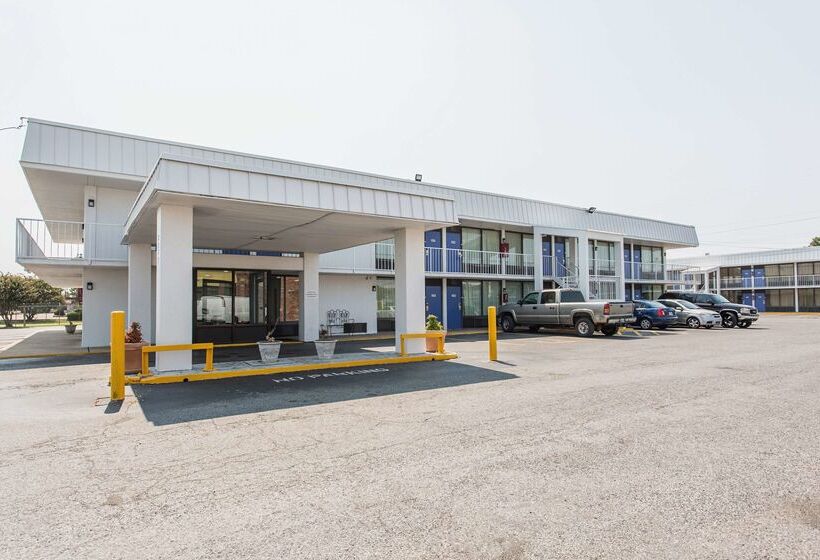 ホテル Rodeway Inn