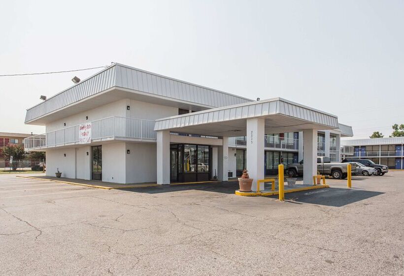 ホテル Rodeway Inn