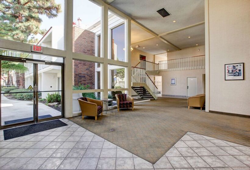 Motel 6santa Ana, Ca  Irvine  Orange County Airport