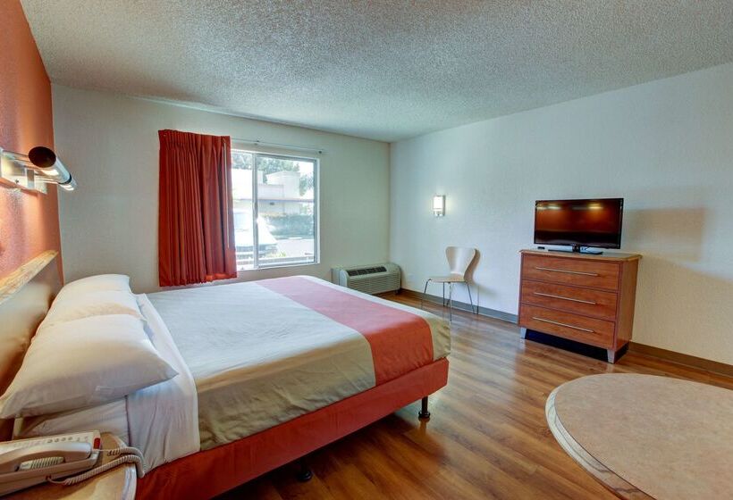 Motel 6santa Ana, Ca  Irvine  Orange County Airport