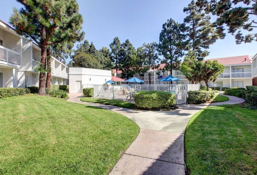 Motel 6santa Ana, Ca  Irvine  Orange County Airport