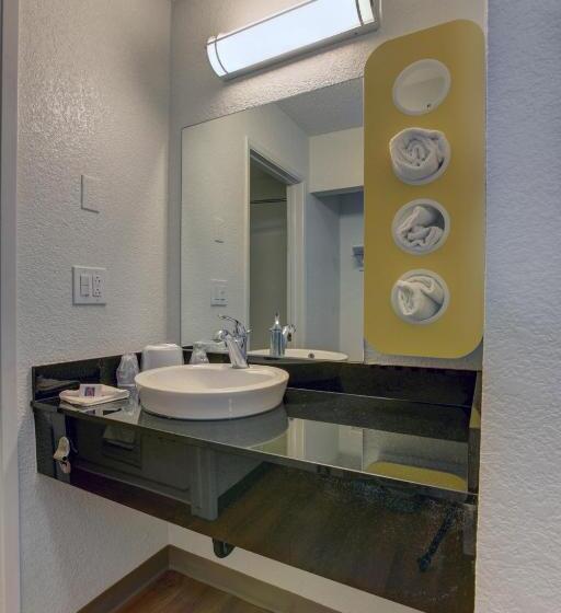 Motel 6santa Ana, Ca  Irvine  Orange County Airport