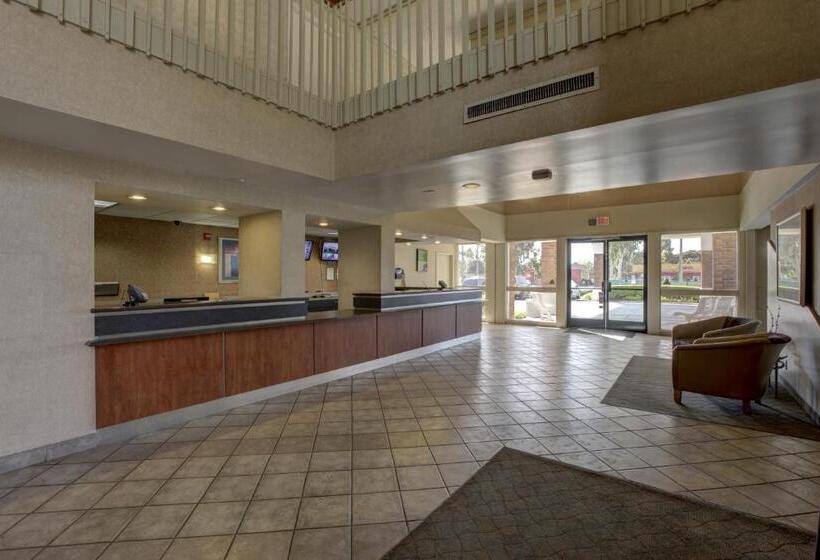 Motel 6santa Ana, Ca  Irvine  Orange County Airport