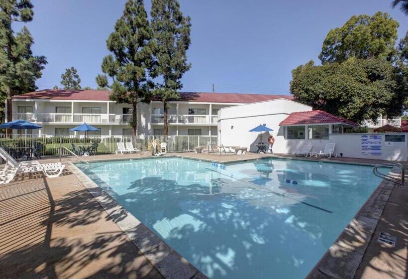 Motel 6santa Ana, Ca  Irvine  Orange County Airport