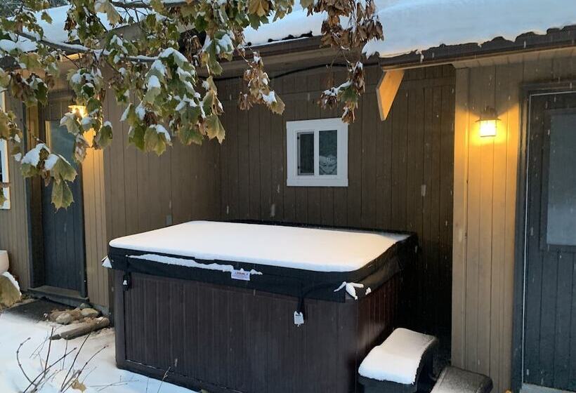 فندق على الطريق Barefoot Villas And Retreat