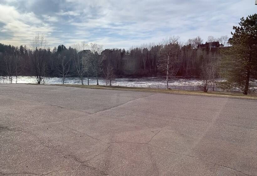 Motel Chute Des Pères