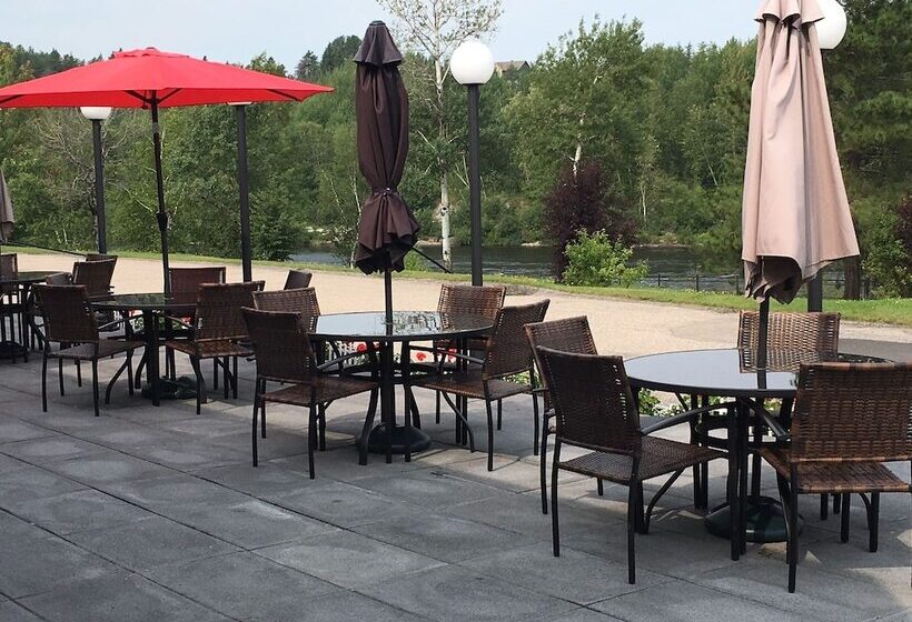 Motel Chute Des Pères