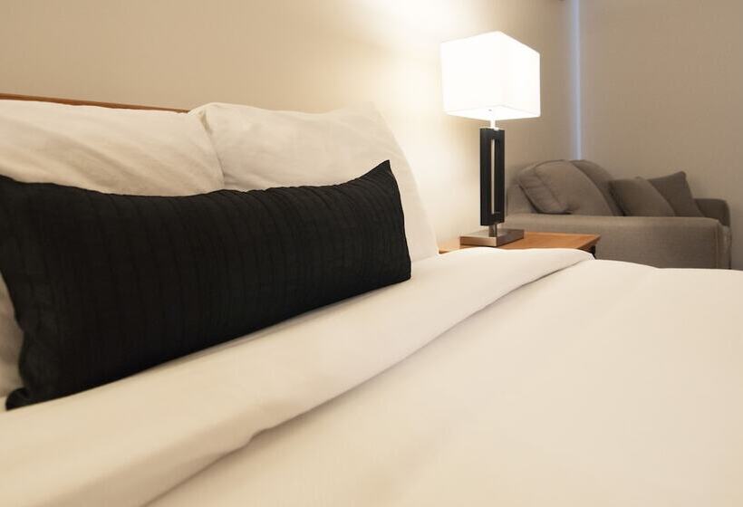 מוטל Le Voyageur