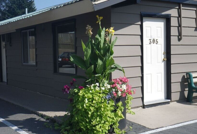 Okanagan Seasons Resort