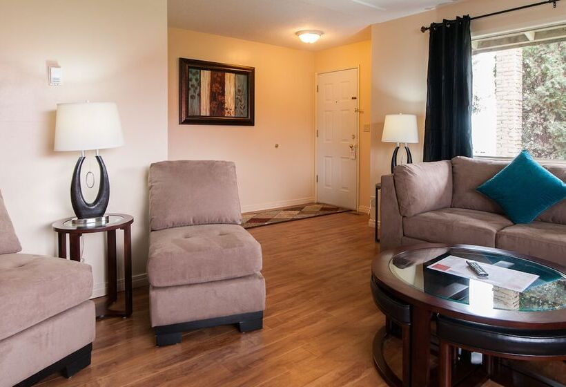 Okanagan Seasons Resort