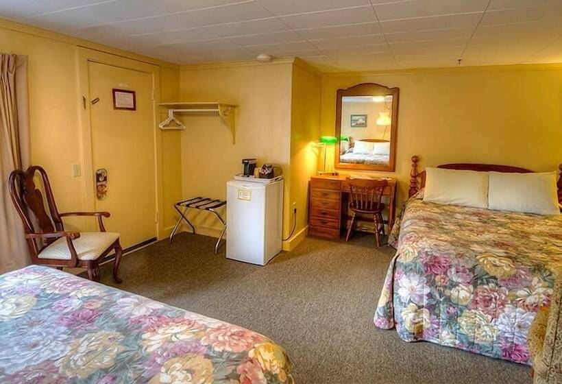 Picket Fence Motel