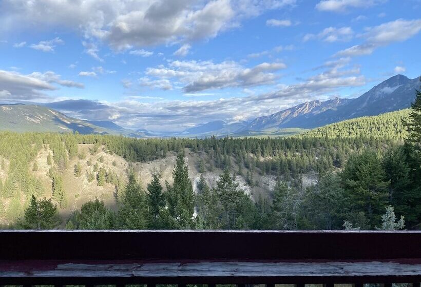 Radium Chalet