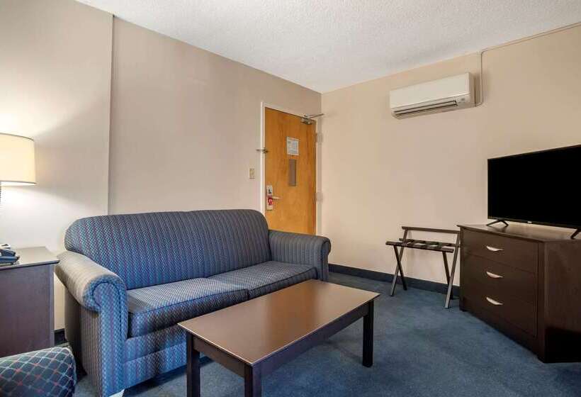 منتجع Econo Lodge Inn & Suites Rehoboth Beach