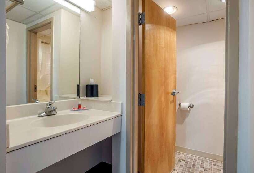 منتجع Econo Lodge Inn & Suites Rehoboth Beach