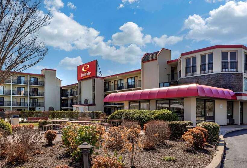 منتجع Econo Lodge Inn & Suites Rehoboth Beach