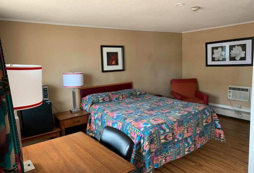 Stonehouse Motel And Restaurant