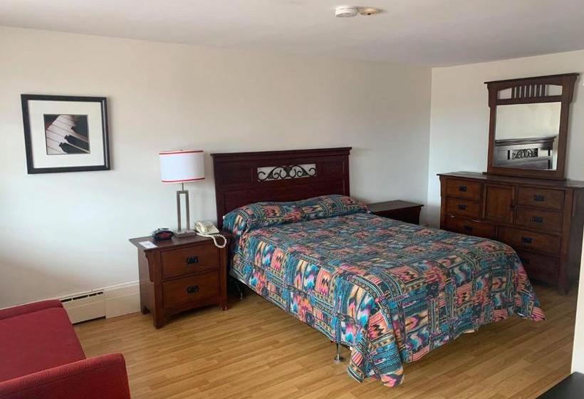 Stonehouse Motel And Restaurant