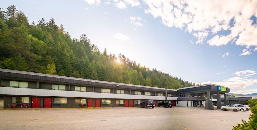 Surestay Hotel By Best Western Castlegar