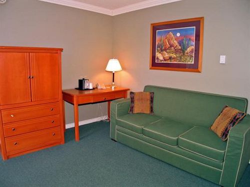 Town & Country Motel