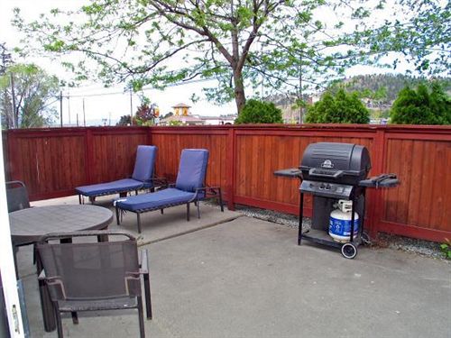 Town & Country Motel