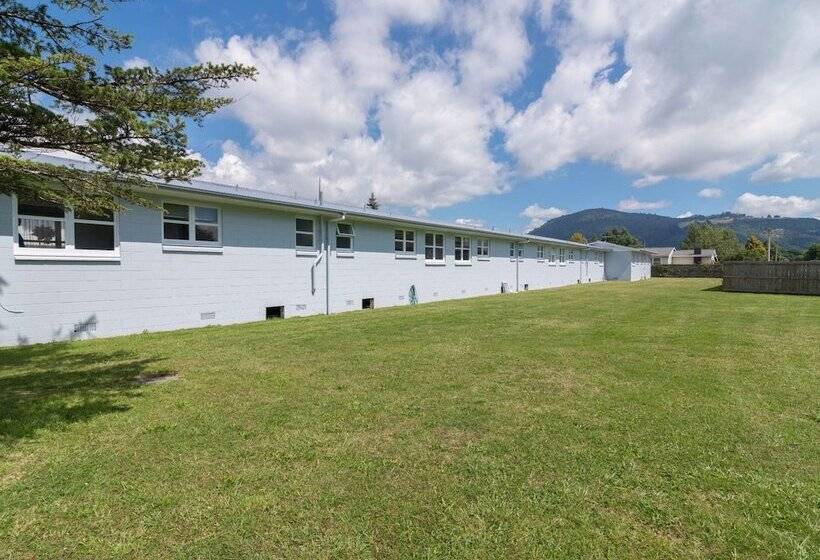 Cleveland Thermal Motel