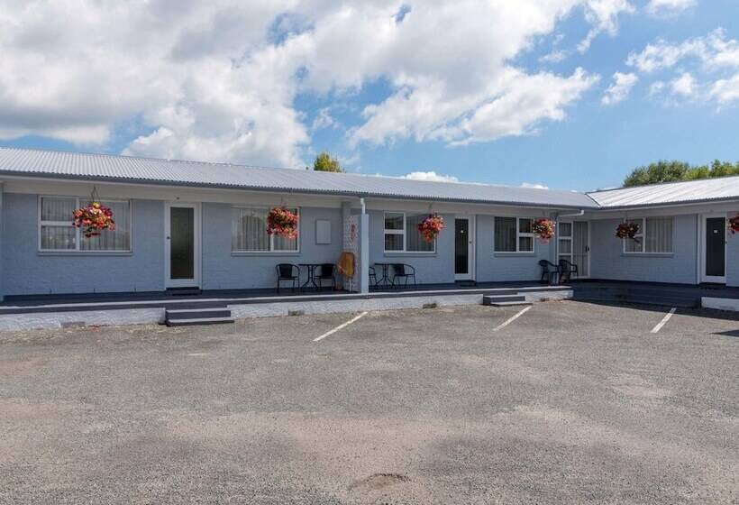 Cleveland Thermal Motel