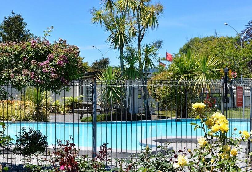 Cleveland Thermal Motel