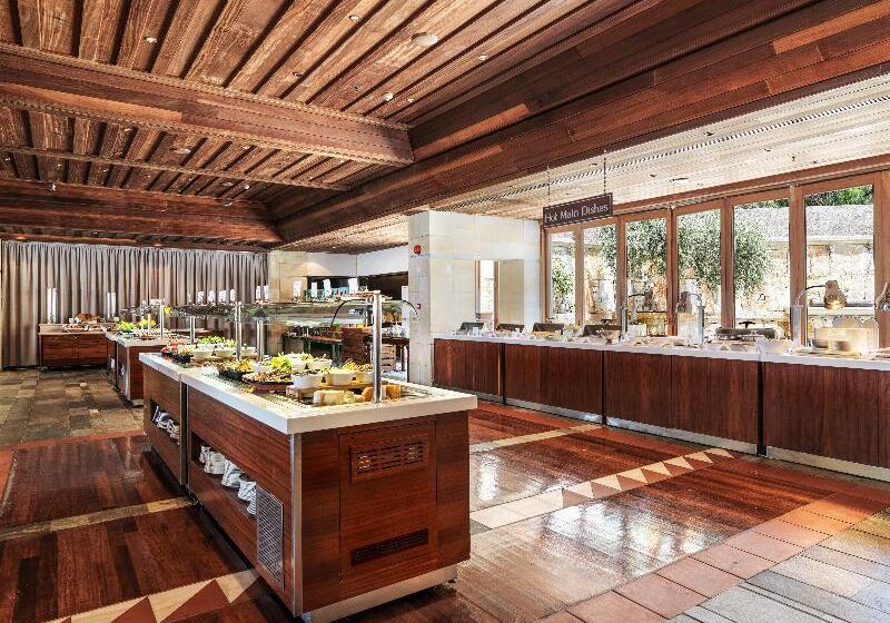 Coral Beach Hotel & Resort Cyprus