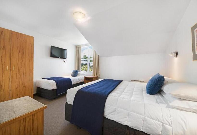 هتل Amity Serviced Apartments