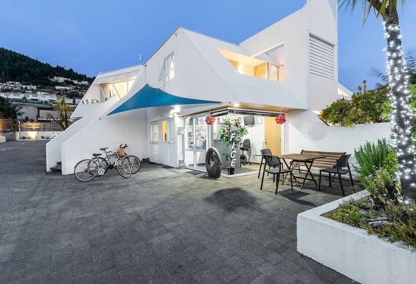 هتل Amity Serviced Apartments