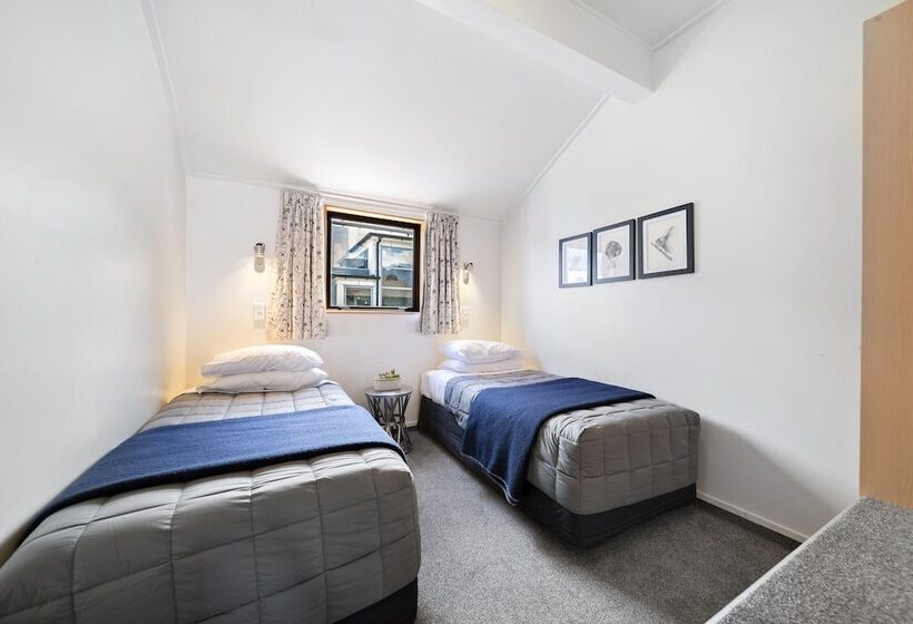 هتل Amity Serviced Apartments