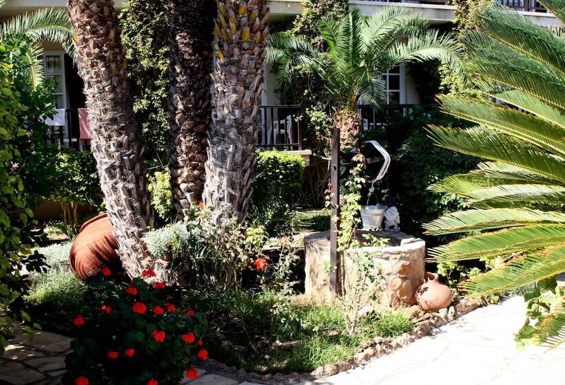 בית מלון כפרי Anais Bay