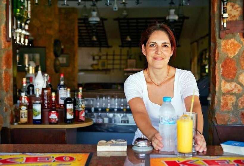 בית מלון כפרי Anais Bay