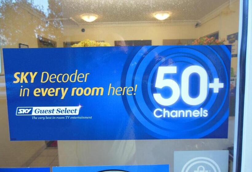 هتل Asure Camelot Arms Motor Lodge