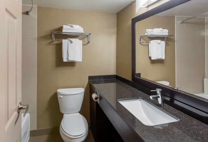 Best Western Plus Leamington Hotel & Conference Centre