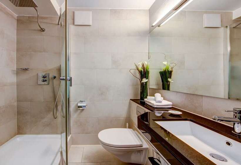 Best Western Premier Hotel Beaulac