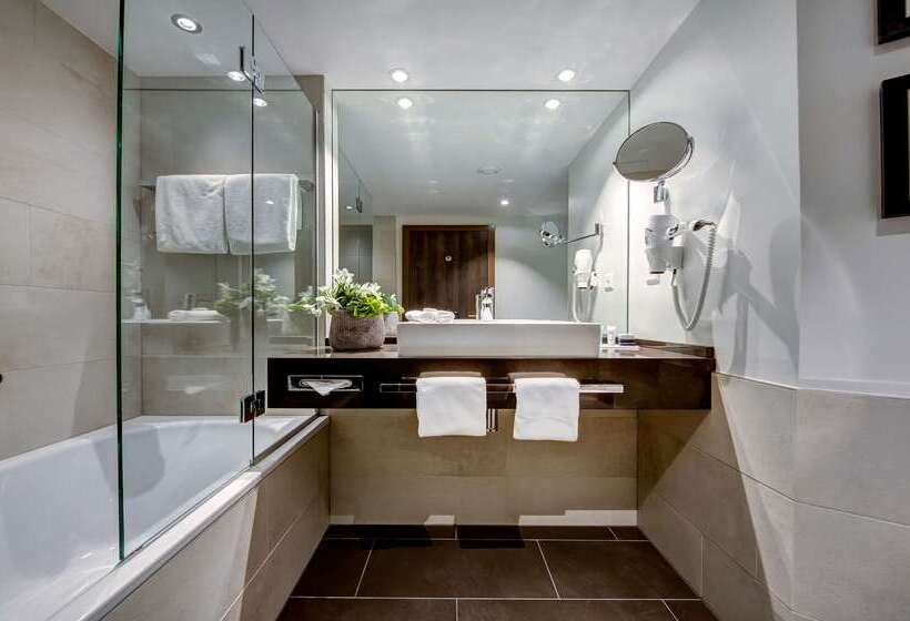 Best Western Premier Hotel Beaulac