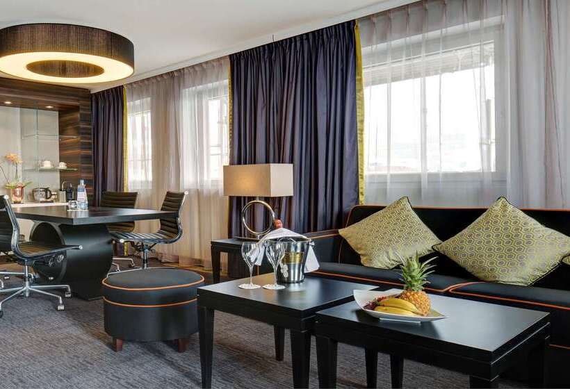 Best Western Premier Hotel Beaulac