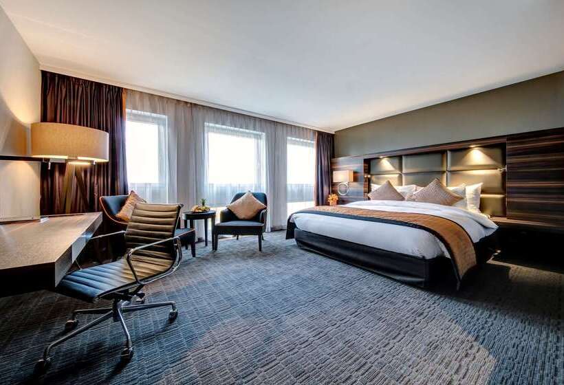 Best Western Premier Hotel Beaulac