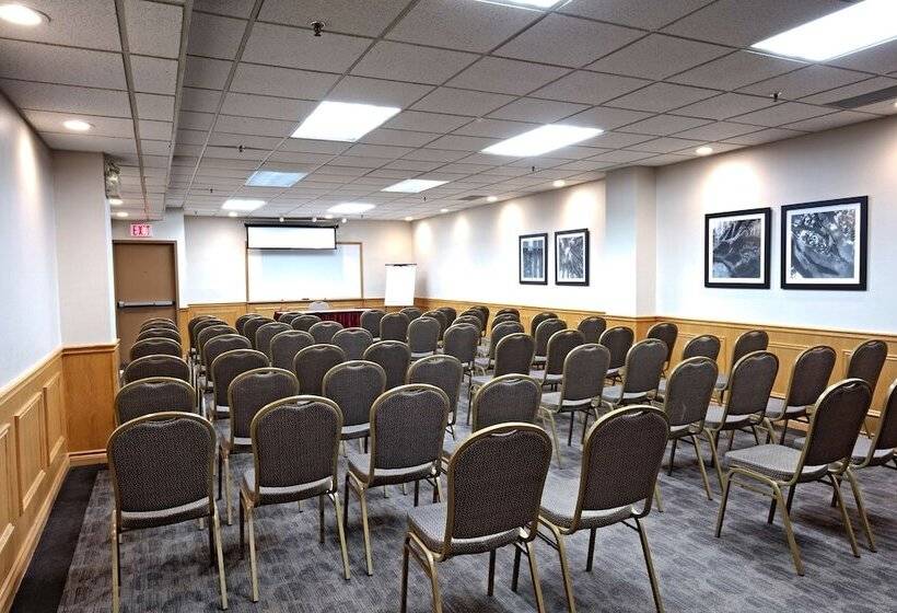 فندق Best Western Voyageur Place