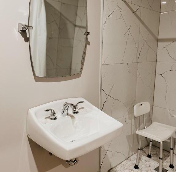 فندق Big Bird Inn