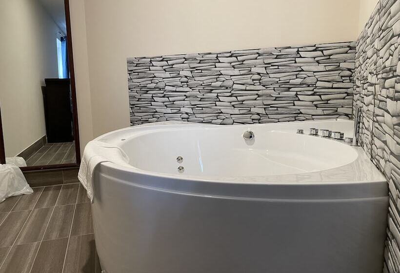 فندق Big Bird Inn