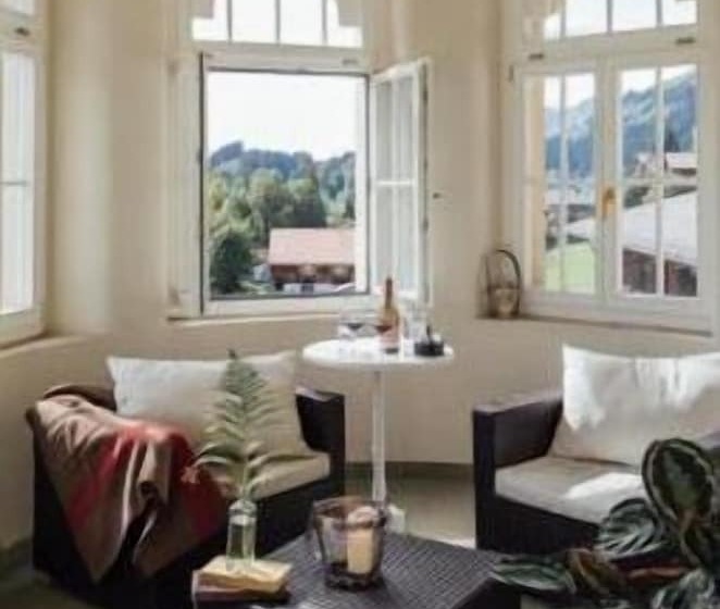 Отель Budget Rooms Gstaad