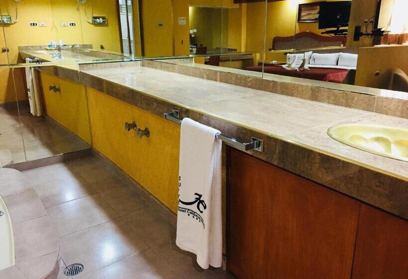 ホテル California