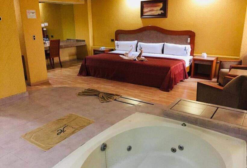 ホテル California