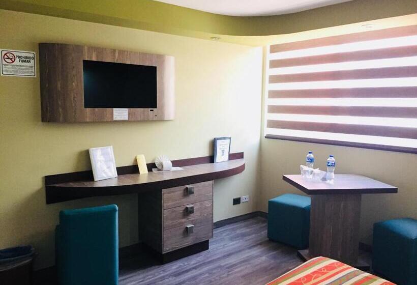 ホテル California