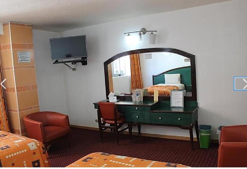 ホテル California