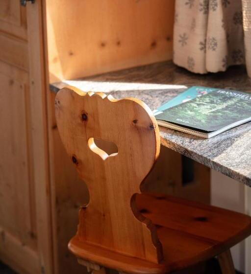 Отель Chesa Rosatsch Home Of Food