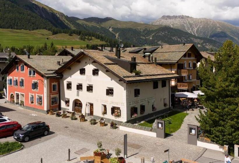 Отель Chesa Rosatsch Home Of Food